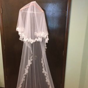 Double tier Cathedral wedding veil.